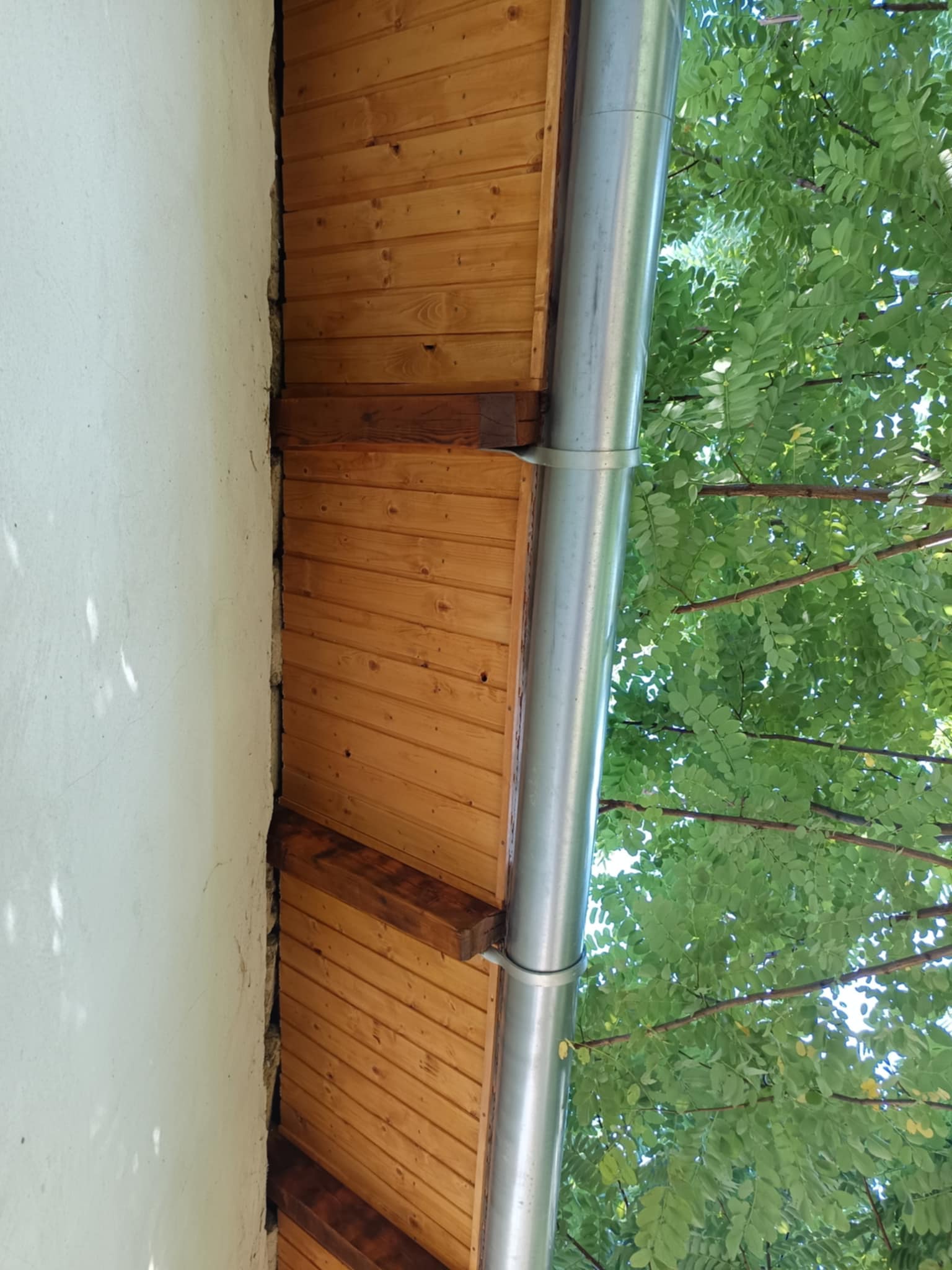 Nagy Balázs. E.V. Körösladány Békés megye ács tetőjavítás